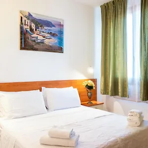 https://bb-nuova-aurora-in-venice.hotelinveneto.com